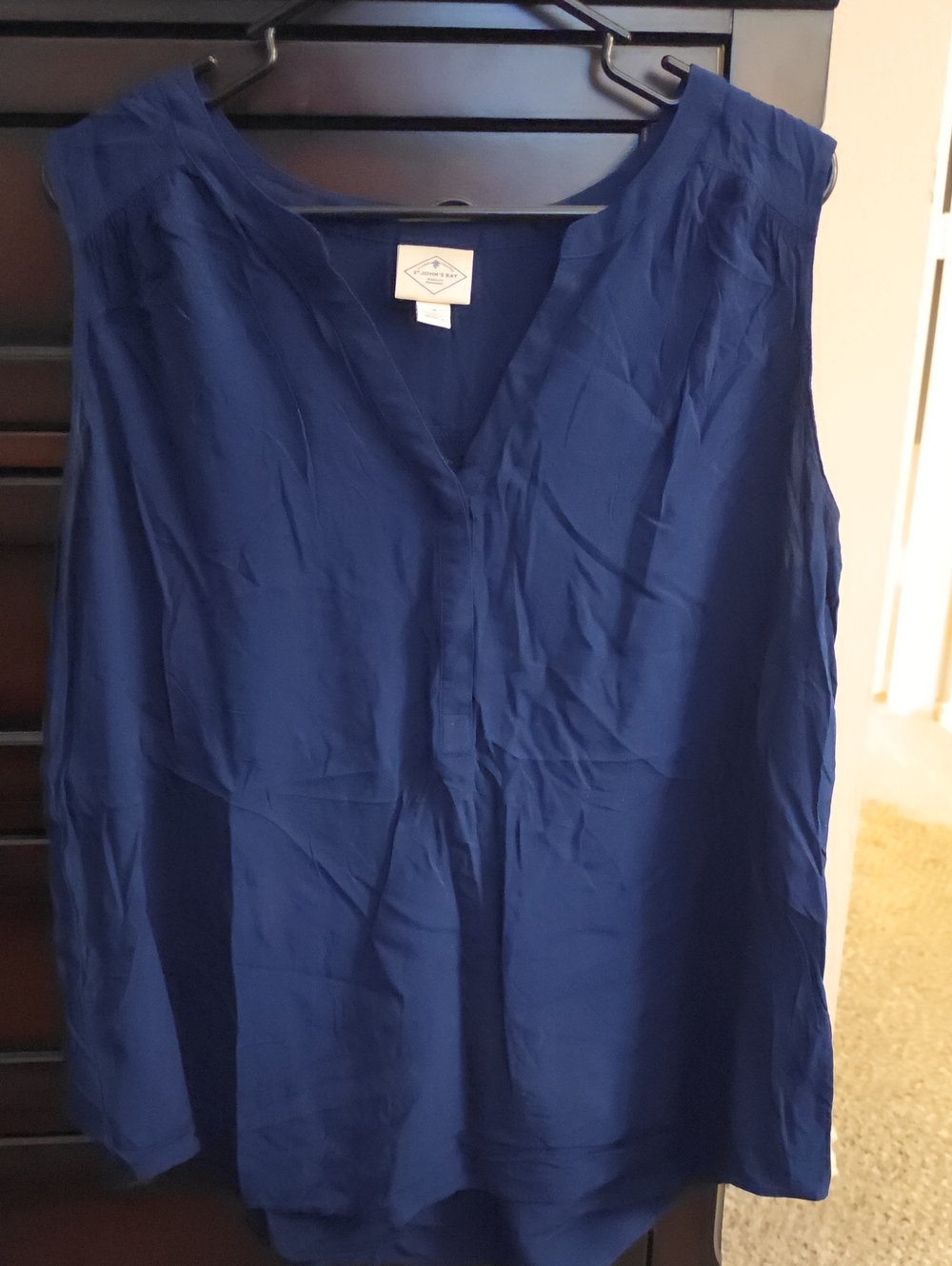 St. John's Bay Navy Blue V-Neck Sleeveless Blouse